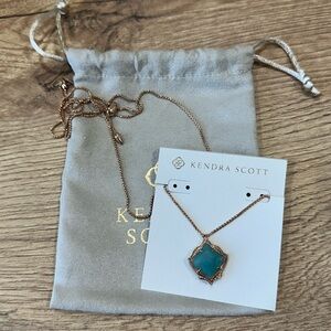 Kendra Scott Necklace